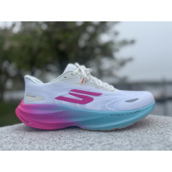 SKECHERS AERO SPARK
